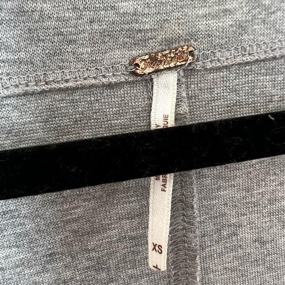 Free People Looking Back Lace up grey long sleeve top▪️size XS - Picture 5 of 8